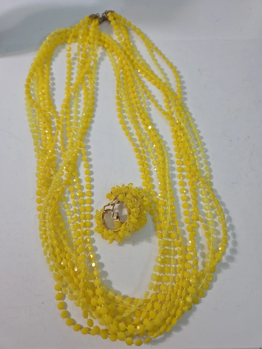 vtg lemon yellow flapper style plastic beaded long necklace clip earring set